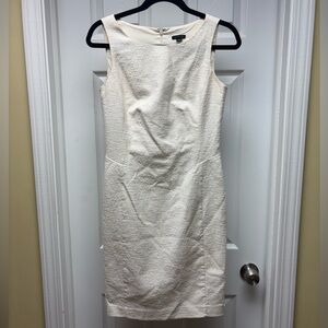 Ann Taylor Cream Textured Sheath Dress – Size 0